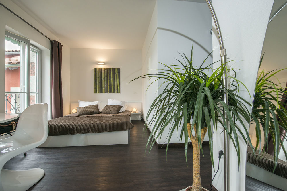 Les Capucines Bed & Breakfast Abbeville Exterior foto