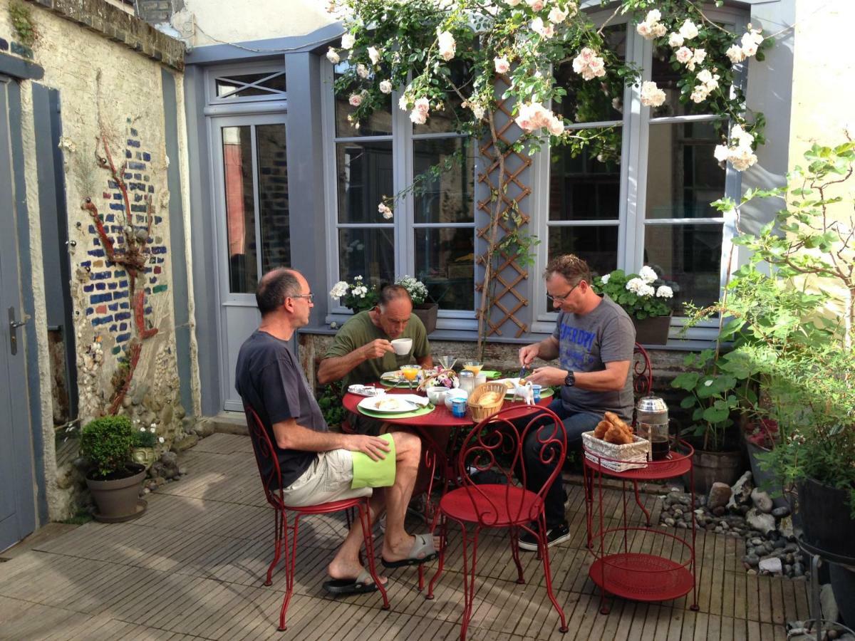 Les Capucines Bed & Breakfast Abbeville Exterior foto