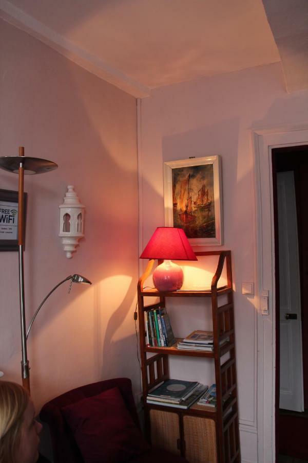 Les Capucines Bed & Breakfast Abbeville Exterior foto