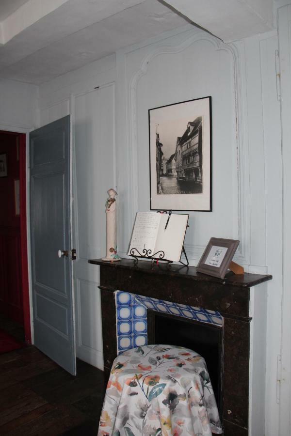 Les Capucines Bed & Breakfast Abbeville Exterior foto